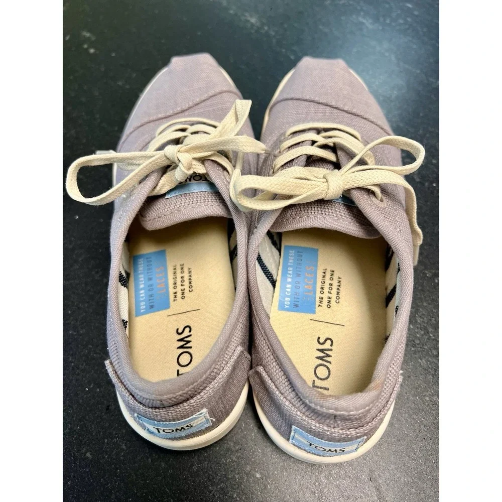 Toms Shoes Women's‎ 6 Gray Heritage Canvas Cordones Low Top Comfort Sneakers